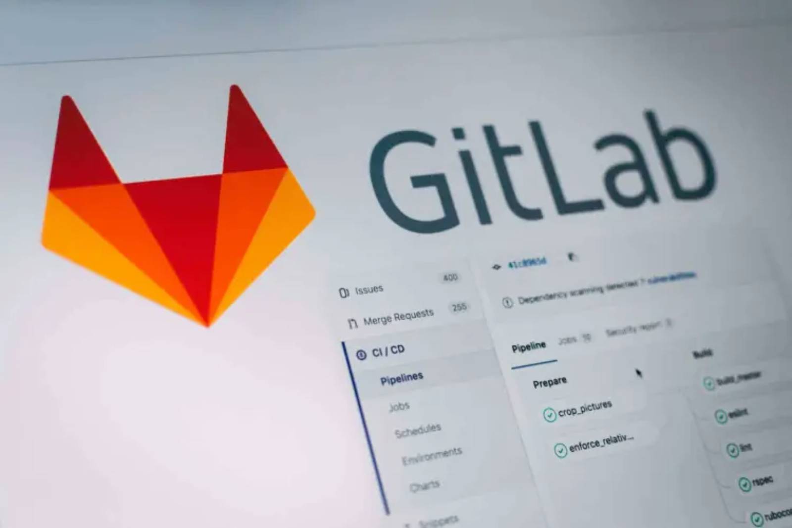 Gestionando CI/CD con GitLab: Introducción y despliegue de un sitio Ghost en Docker Swarm